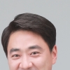 군민과 더 가까이, 군민을 더 빛나게.. 전국 최연소 단체장의 1호 결재