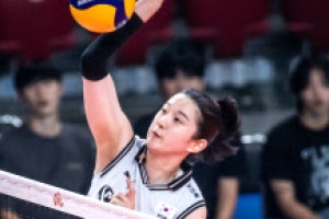 한국 여자배구 VNL 사상 첫 승점 ‘0’ 수모