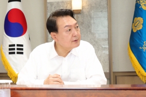 尹 “민생경제 안정, 국정 최우선순위…비상한 노력 기울여…