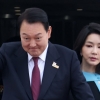 대통령실 인사비서관 부인, 나토 동행 논란