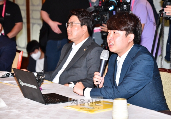 이준석과 권성동