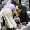 아베 신조 전 총리 저격에 일본 열도 충격…“용서 못할 만행”
