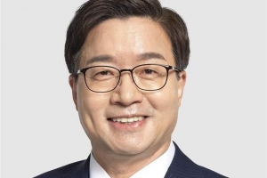 김동연, ‘부지사 공석 안돼’ 사직서 수리 하루만에 염태영 전 수원시장 내정