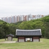 세계유산 앞 세 번째 아파트도 입주 임박… 문화재보존지역 위법행위 제재 못 하나