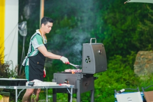 ‘가루 셰프’ 이장우 운탄고도 마을호텔 요리사로 변신