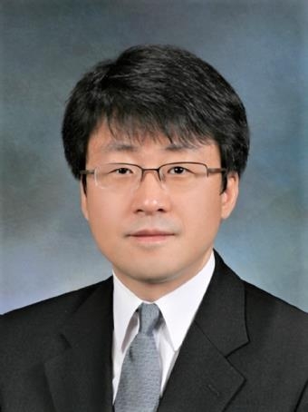 유철균 대구경북연구원 원장