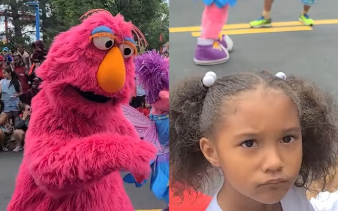 5살 소녀 케네디 번스가 인형탈을 쓴 직원에게 무시 당하고 실망한 모습. 유튜브 캡처