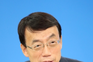 “경찰나부랭이” 비하 글 올린 인천시의장 사과