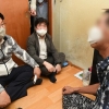 [포착] ‘회색 점퍼’ 걸친 권성동, 영등포 쪽방촌 방문