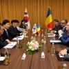 김진표 루마니아 각료들과 회담… 11조 원전 세일즈도