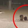 “살려주세요” 외침에 목까지 찬 물로 ‘풍덩’…여성 구한 20대男