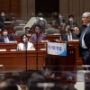 국회 찾고 尹·SK 만난 빌 게이츠 “한국이 감염병 퇴치 선도적 역할”