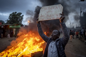 선관위 보이콧·화염 시위… 케냐 대선 또 혼돈
