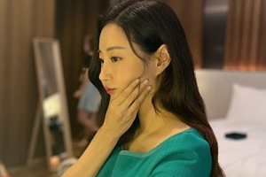 김사랑, 45세 맞아?…믿을 수 없는 초동안 비주얼 [포착]