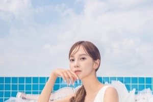아유미 ‘깜짝 결혼’ 웨딩 사진 공개