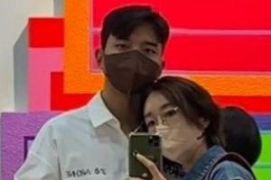 오연수, ‘父 손지창’ 외모 능가한 아들 공개