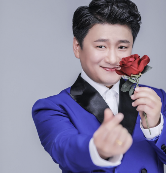 트로트 가수 현진우. 인스타그램