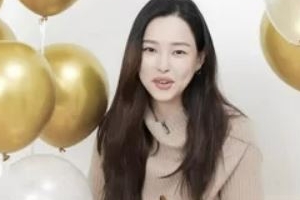 이하늬 “배에서 사람이 나왔어요” 출산 근황