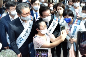김문기 몰랐다는 이재명… 檢 “변호사 시절부터 교류, 시장땐 골프도”