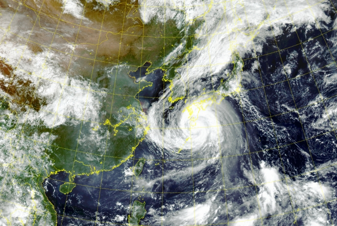 제14호 태풍 난마돌 위성사진. 국가기상위성센터