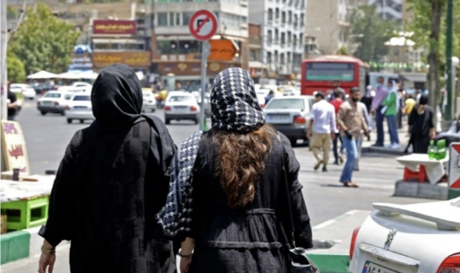 히잡을 쓴 여성들(위 기사와 관련 없음). AFP 연합뉴스