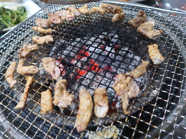 춘천 원조 숯불 닭불고기집
