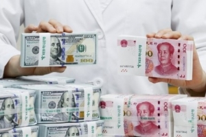 세계 금융시장 강타한 ‘킹달러’…위안·엔·파운드화 급락 …