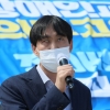 학생은 “못 듣는데 노래하자” 무시… 교육청은 고발 요구 거부… 장애인교사는 웁니다