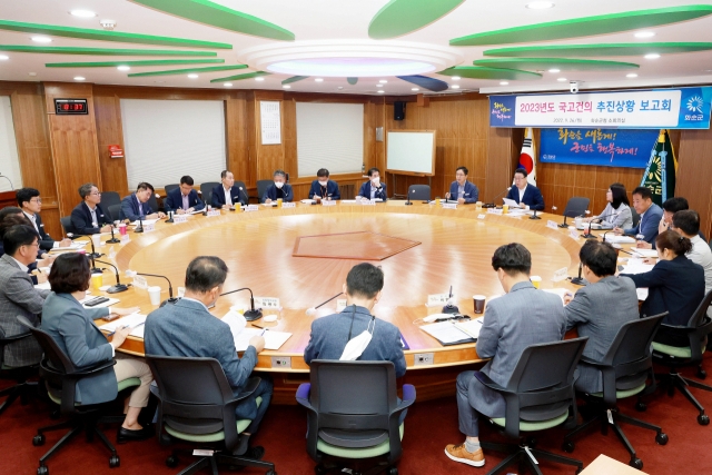 화순군은 26일 ‘2023년도 국고건의 추진상황 보고회’를 열고 내년도 국비 확보 현황을 점검하고 추가 확보 방안을 논의했다. 화순군 제공