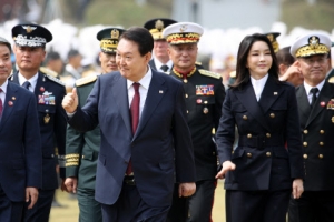 尹정부 첫 국군의 날 기념식…‘괴물 미사일’ 공개