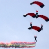 [포토] ‘고공강하’ 특수부대 장병들…국군의 날 기념행사