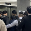 ‘JMS’ 정명석 구속…초호화 변호인단도 못 지켰다