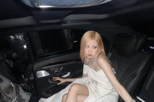로제, 팬들 앞에서 눈물…‘세계 투어’ 앞두고 전한 고마움