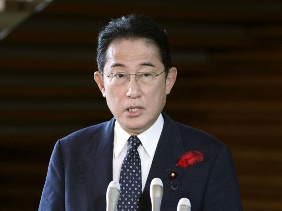 日本の岸田文夫首相。  2022.10.4 共同ロイター 聯合ニュース