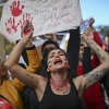 히잡 시위에 가세한 학생 사망자 속출… 이란 강경진압 딜레마