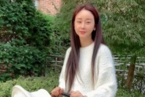 함소원, 인증샷 찍겠다고 유모차에 5살 딸 태웠다
