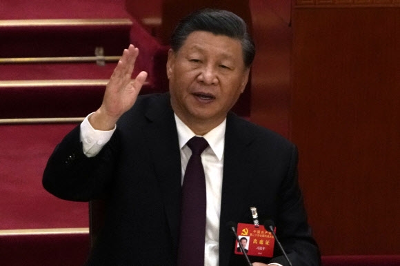 시진핑 중국 국가주석이 22일 베이징에서 열린 제20차 공산당 전국대표대회(당대회) 폐막식에 참석한 모습. 베이징 AP 연합뉴스