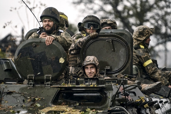 여유 있는 우크라이나 병사들