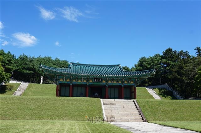 칠백의총 종용사. 금산전투에서 순절한 전라도 의병장 고경명, 옥천 의병장 조헌, 공주 의승장 영규, 해남 현감 변응정의 위패가 함께 모셔져 있다. 서동철 논설위원