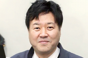 입 닫은 김용… 檢, 공소시효 돌파 위해 ‘포괄일죄’ 적용 검토