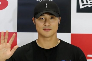 아쉽게 골드글러브 놓친 김하성 “이정후, 당장 MLB 가도 통할 것”