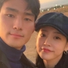 ‘9살 연상연하’ 소연♥조유민, 결혼식 내년 연기… 이미 법적 부부