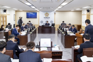 ‘신공항이전지원특위’, 집행부로부터 신공항 추진상황 보고받아