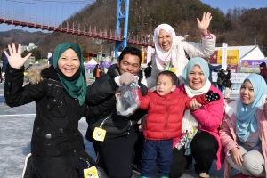 ‘웰컴’ 화천 산천어축제…동남아 4개국 세일즈