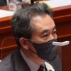 윤희근 경찰청장 “어려운 길 선택하겠다” 사퇴 요구 일축