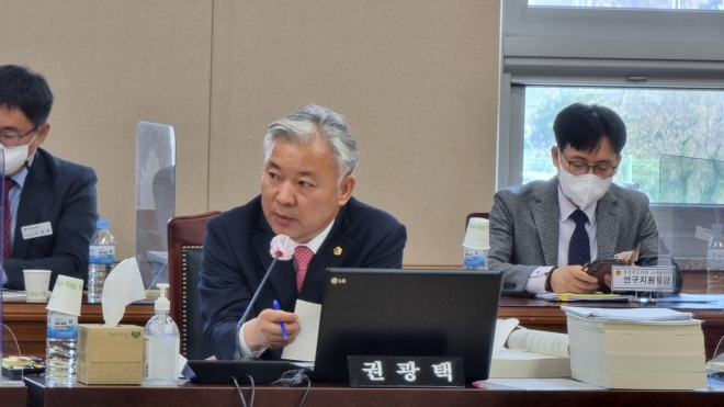 권광택 도의원 행감사진. 경북도의회 제공