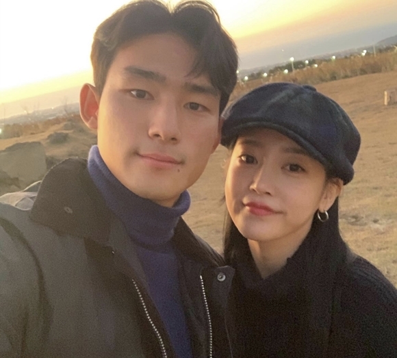 그룹 티아라 출신 소연(본명 박소연·35) 남편인 축구선수 조유민이 2022 카타르월드컵 최종엔트리에 발탁됐다. 2022.11.12  소연 인스타그램