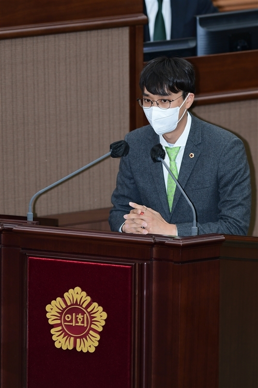 정지웅 서울시의원, 11월 17일 시정질문 사진
