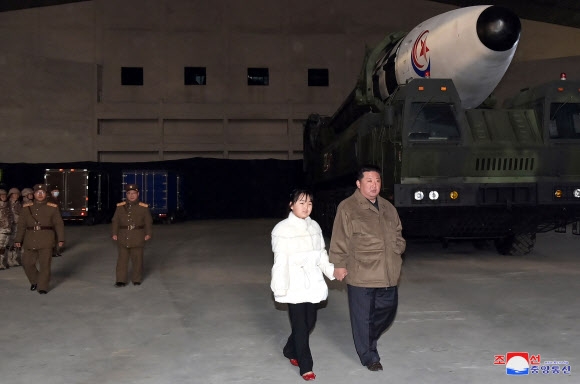 North Korea test-fired Hwasong-17 yesterday...  Kim Jong-un 