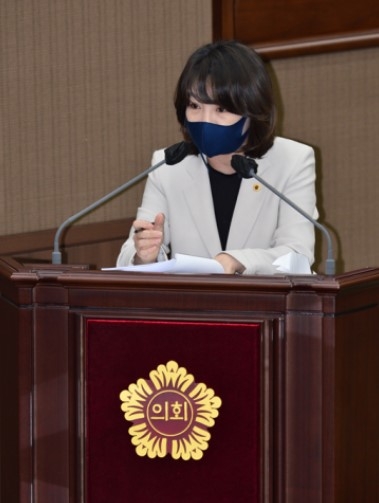 발언중인 김혜영 의원